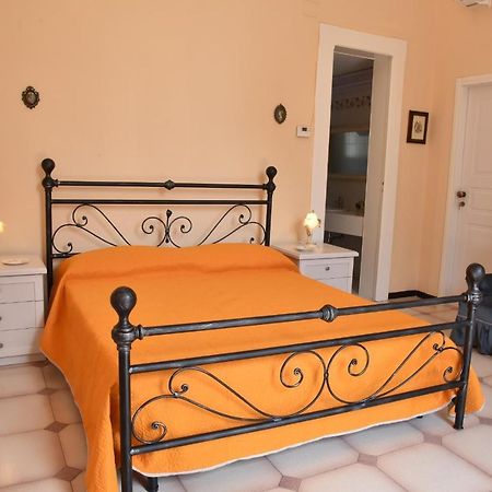 Rosaria Suite & Rooms Lecce Esterno foto