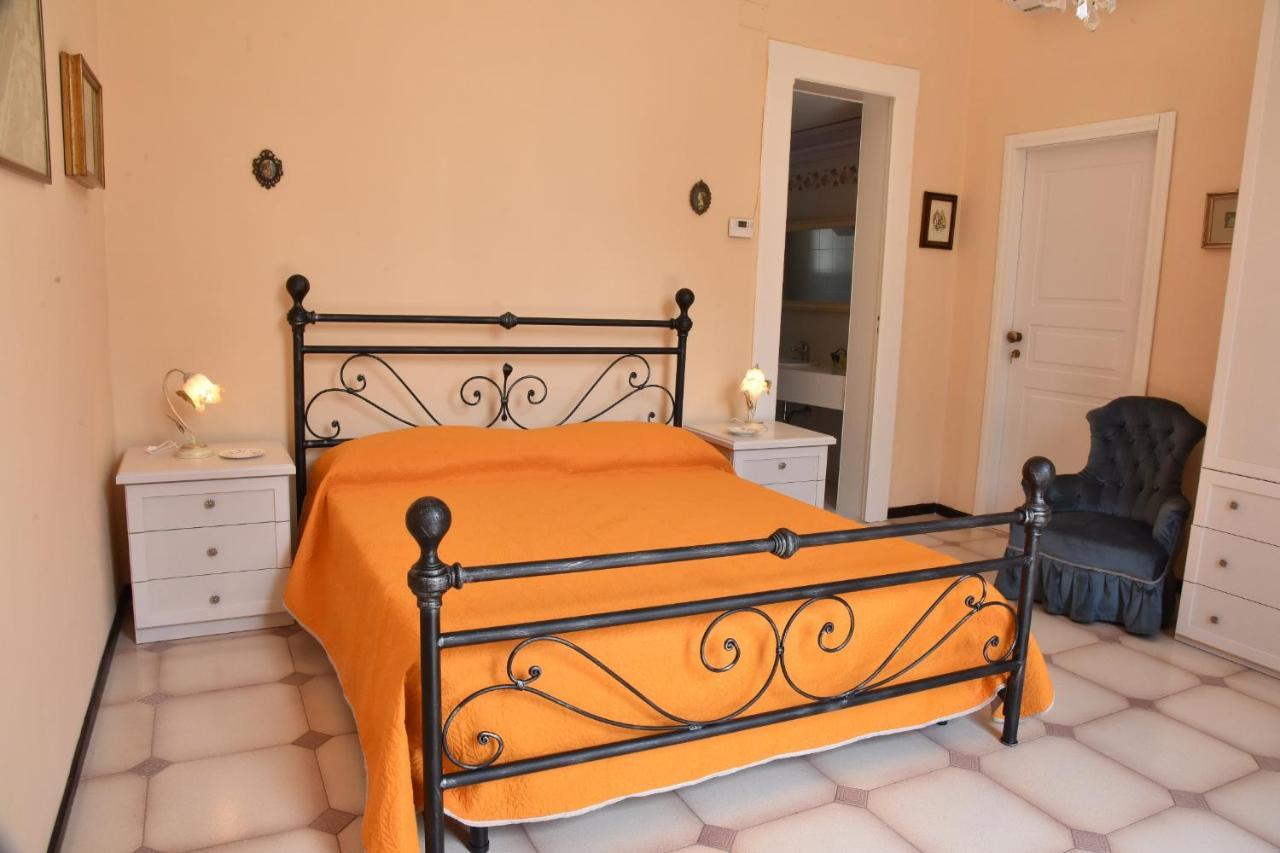 Rosaria Suite & Rooms Lecce Esterno foto