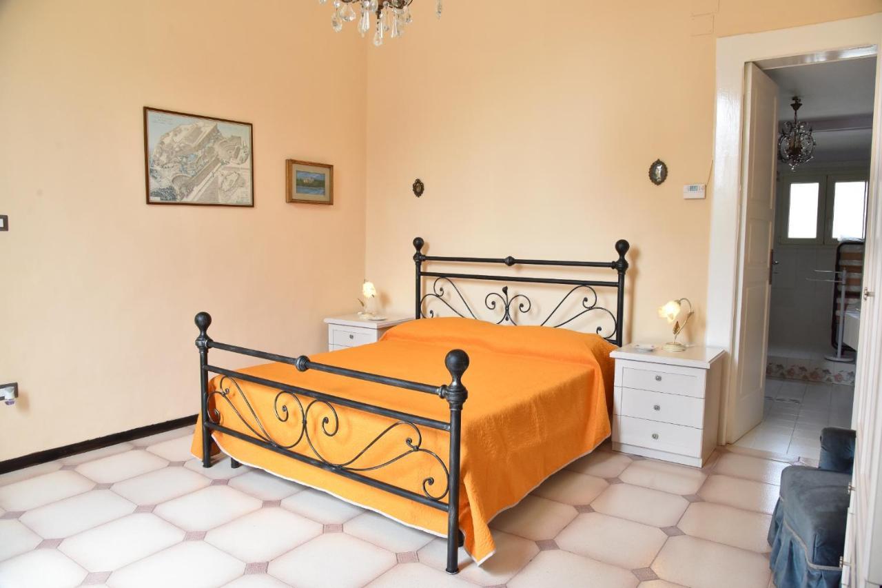 Rosaria Suite & Rooms Lecce Esterno foto
