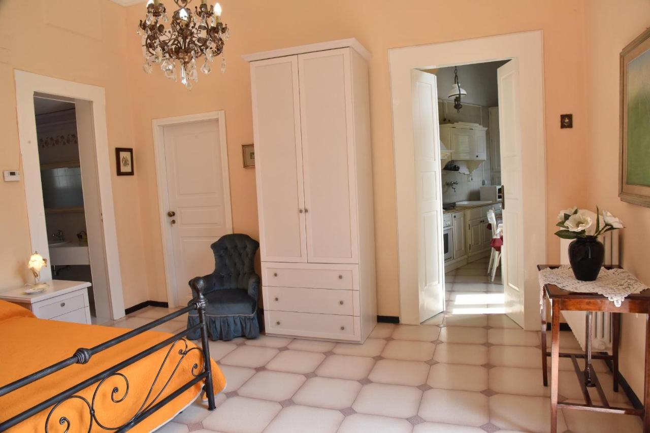 Rosaria Suite & Rooms Lecce Esterno foto
