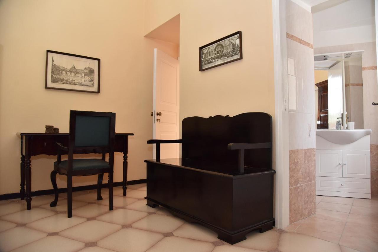 Rosaria Suite & Rooms Lecce Esterno foto